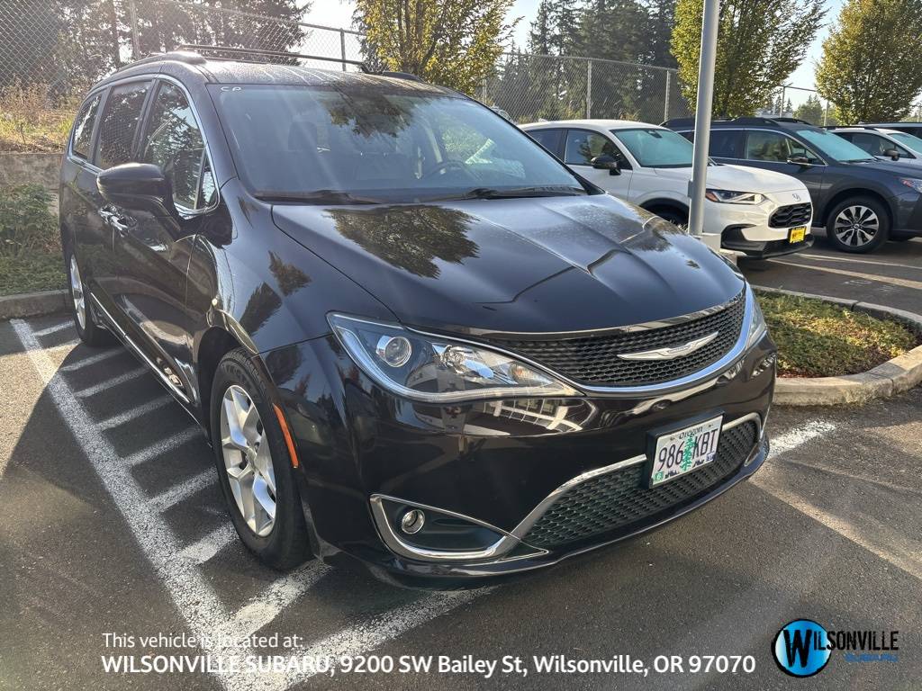 2017 Chrysler Pacifica Touring L — Minivan — 65,798 mi — Wilsonville, OR