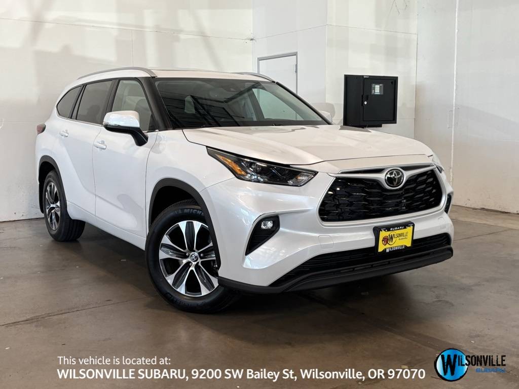 2024 Toyota Highlander XLE — SUV — 5,934 mi — Wilsonville, OR