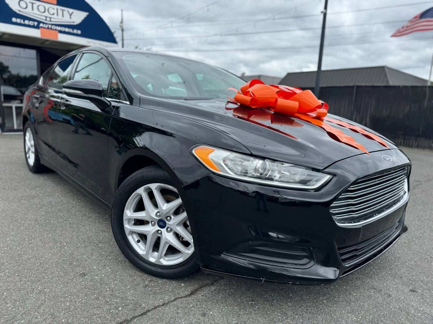 2016 Ford Fusion SE — Sedan — 111,504 mi — Totowa, NJ