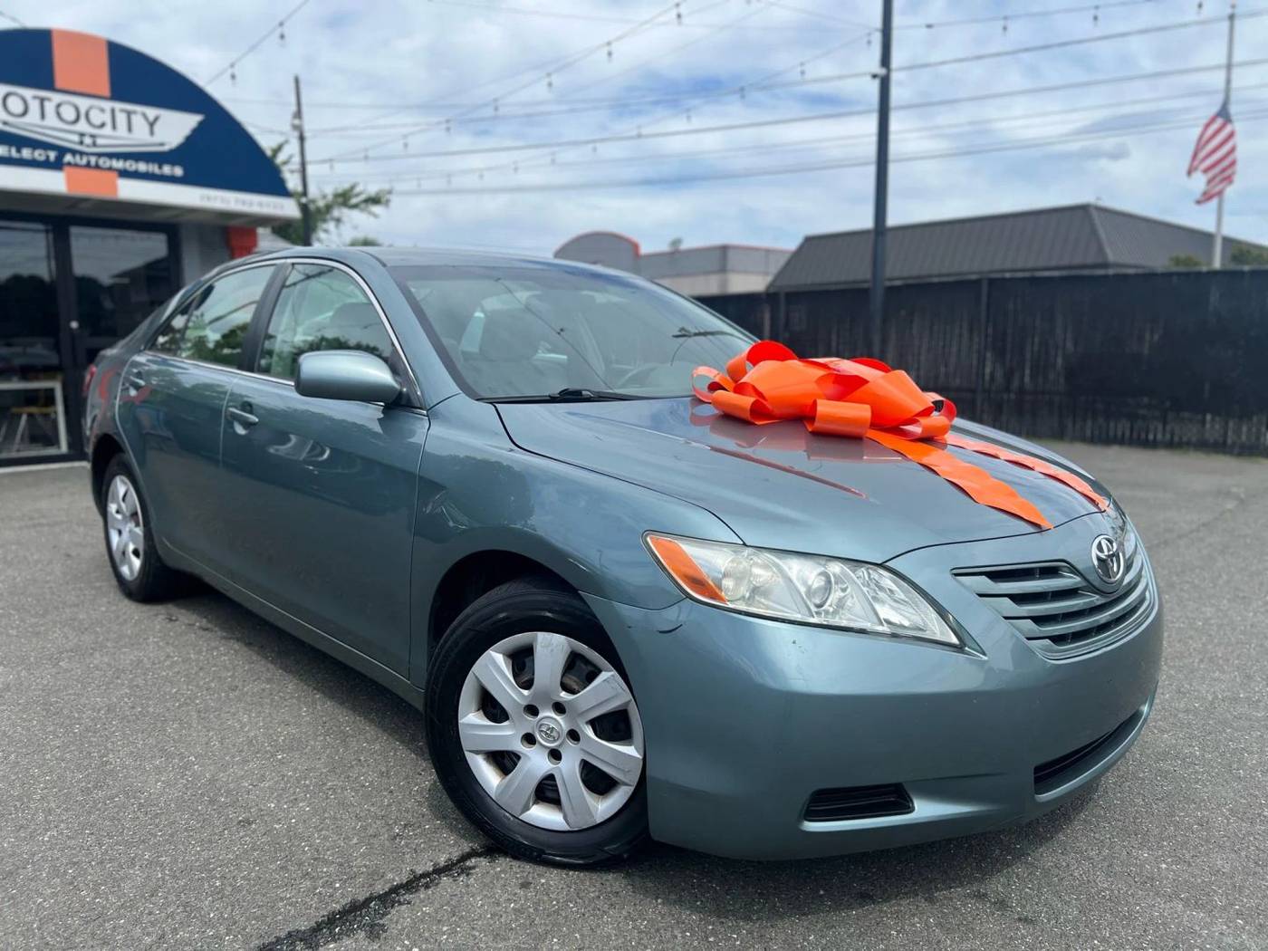 2009 Toyota Camry LE — Sedan — 165,111 mi — Totowa, NJ