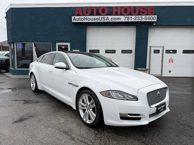 2017 Jaguar XJ Portfolio — Sedan — 58,280 mi — Saugus, MA