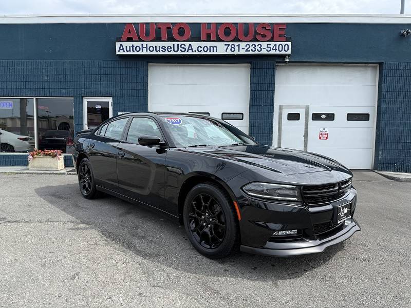 2017 Dodge Charger SXT — Sedan — 35,600 mi — Saugus, MA