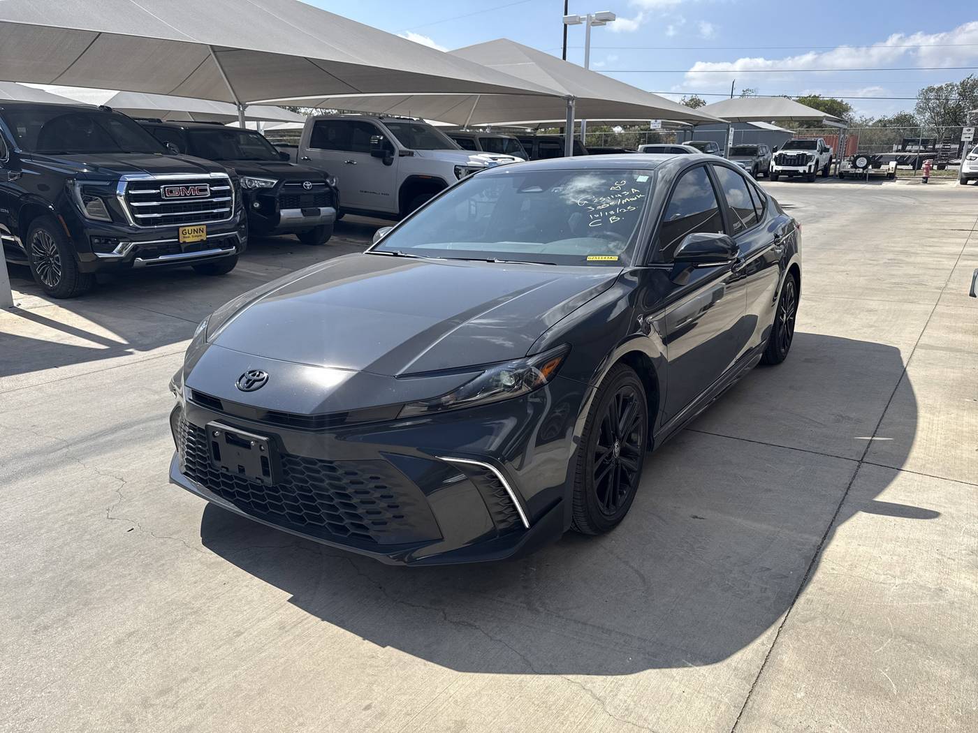 2025 Toyota Camry Hybrid SE — Sedan — 9,998 mi — Selma, TX