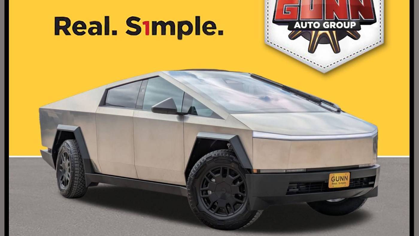 2024 Tesla Cybertruck Standard — Pickup Truck — 704 mi — Selma, TX