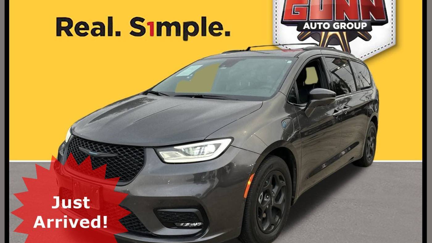 2021 Chrysler Pacifica Hybrid Limited — Minivan — 51,273 mi — San Antonio, TX