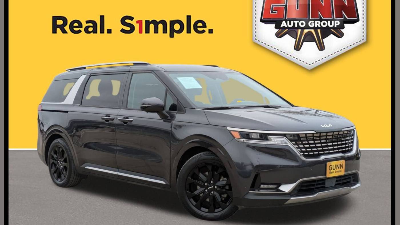 2024 Kia Carnival SX — Minivan — 38,986 mi — San Antonio, TX