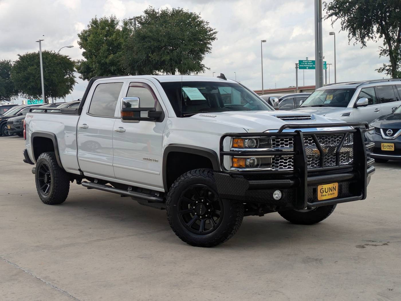 2019 Chevrolet Silverado 2500HD LT — Pickup Truck — 128,924 mi — San Antonio, TX