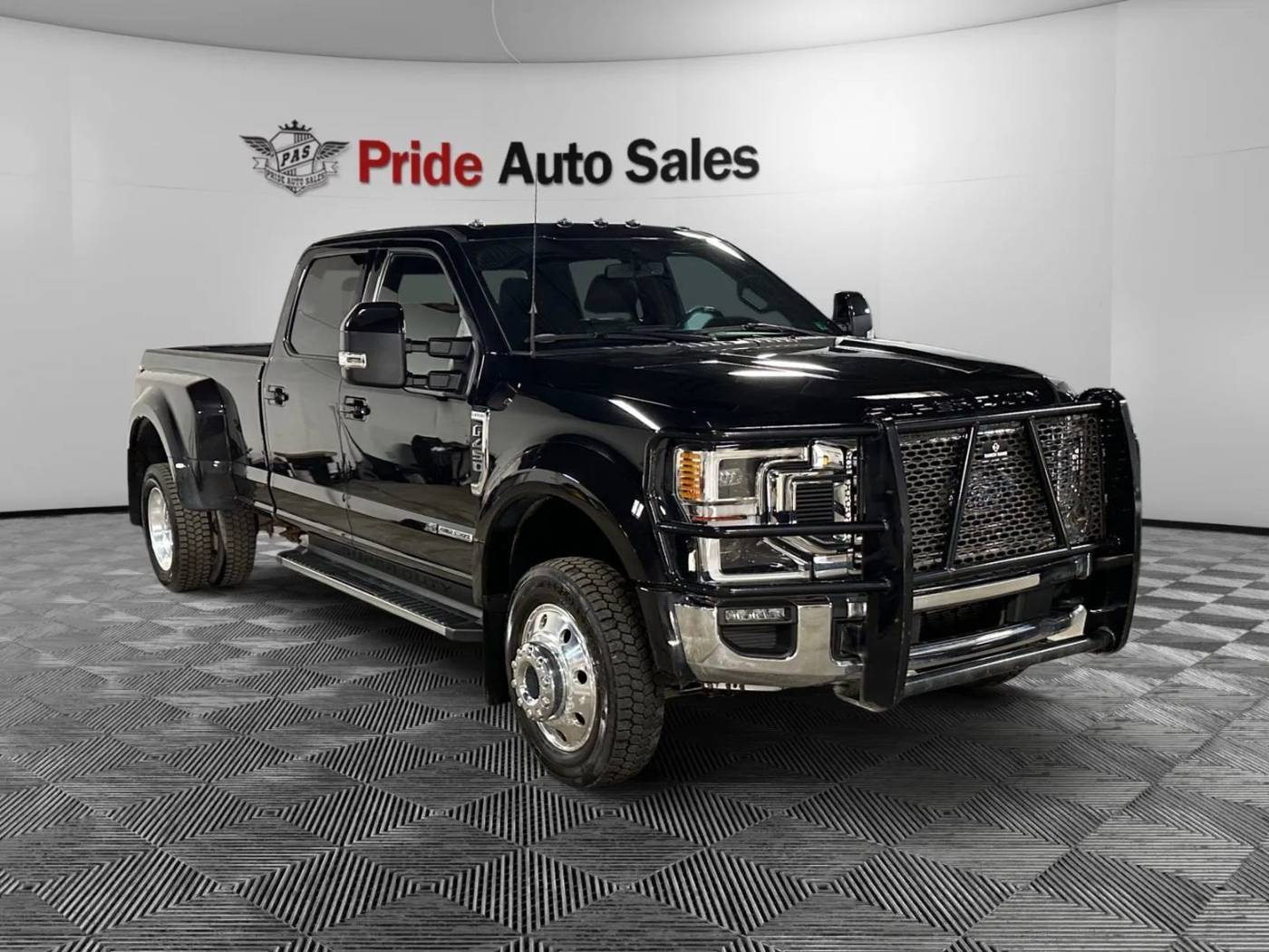 2022 Ford Super Duty F-450 LARIAT — Pickup Truck — 42,266 mi — Fredericksburg, VA