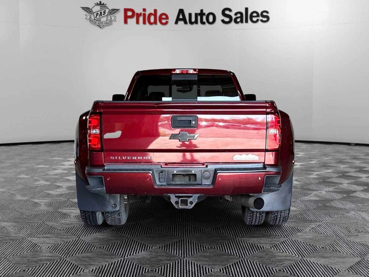 2016 Chevrolet Silverado 3500HD High Country — Pickup Truck — 96,223 mi — Fredericksburg, VA