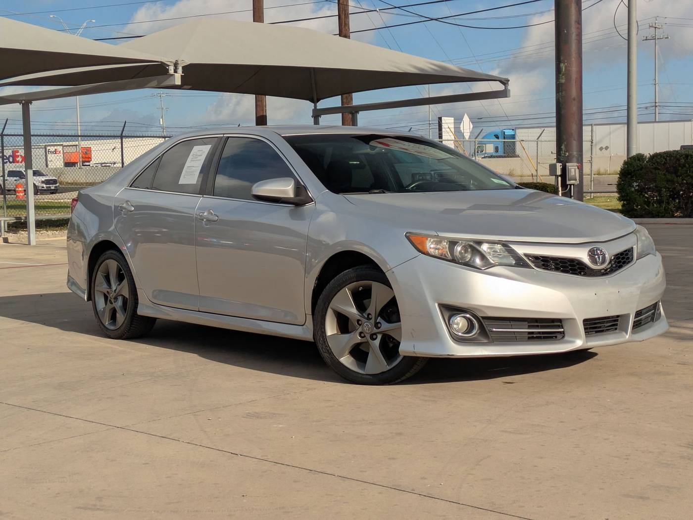 2012 Toyota Camry SE V6 — Sedan — 88,161 mi — Selma, TX