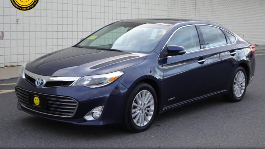 2014 Toyota Avalon Hybrid XLE Touring — Sedan — 124,710 mi — Somerville, MA