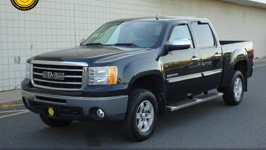 2013 GMC Sierra 1500 SLE — Pickup Truck — 119,118 mi — Somerville, MA