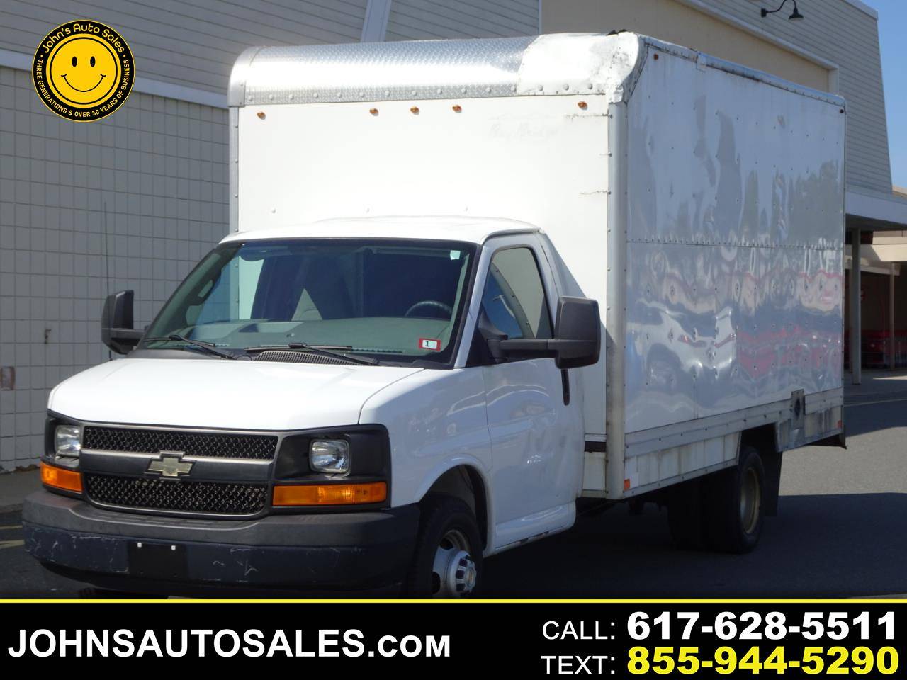 2017 Chevrolet Express Commercial Cutaway 3500 — Chassis Cab Truck — 80,437 mi — Somerville, MA
