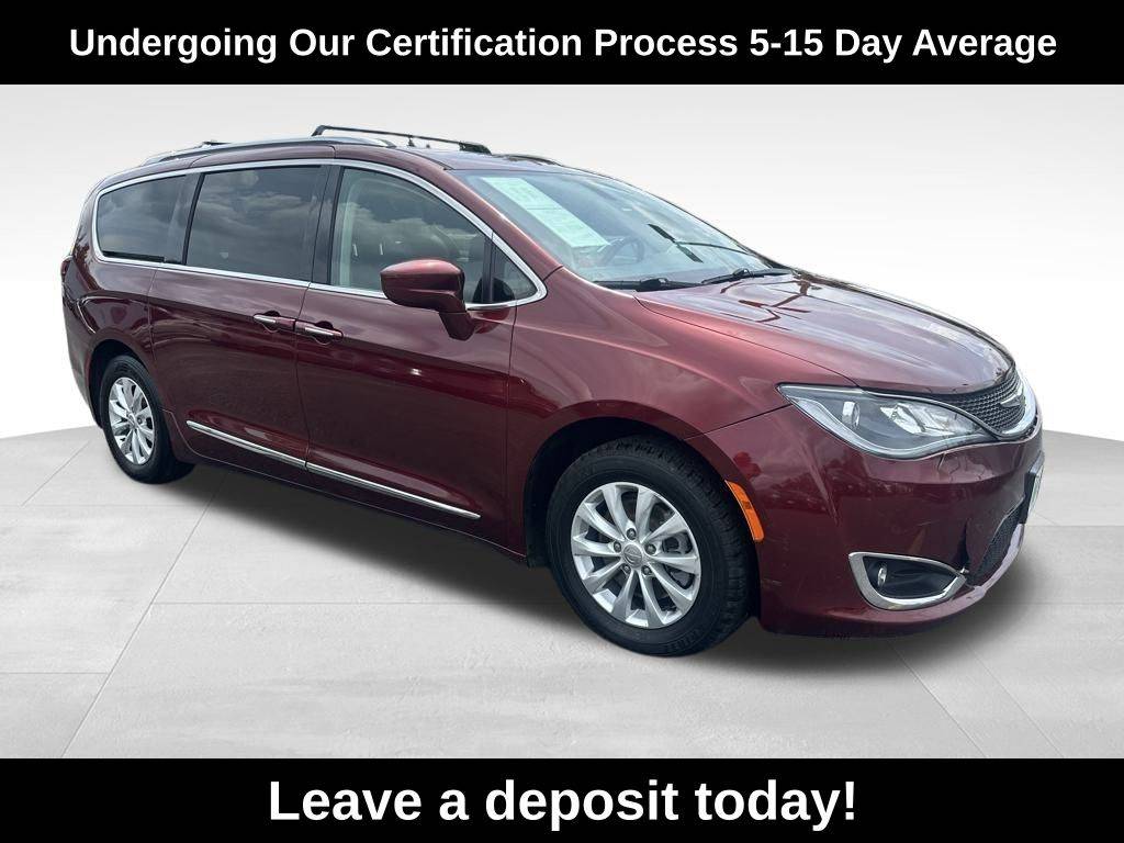 2018 Chrysler Pacifica Touring L — Minivan — 123,360 mi — Berlin, NJ