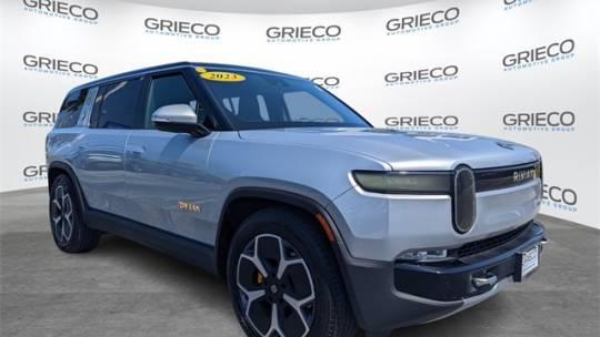 2023 Rivian R1S Adventure