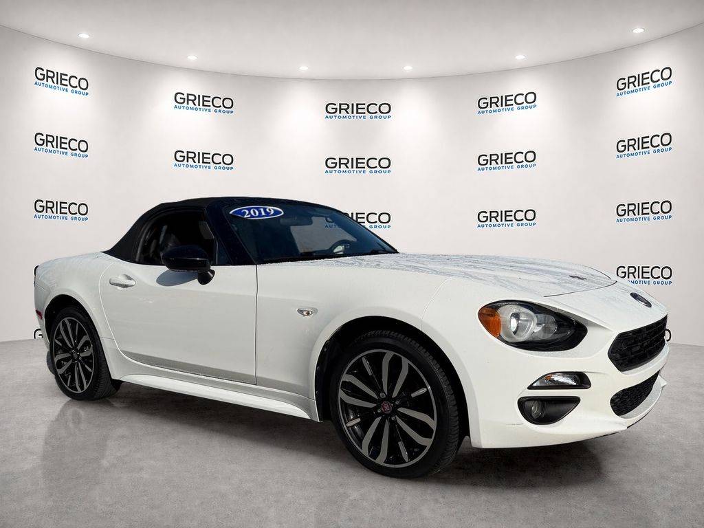 2019 FIAT 124 Spider Urbana