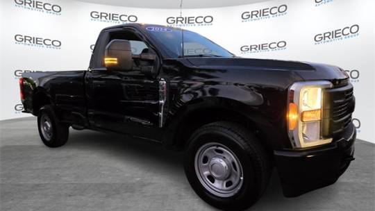 2023 Ford Super Duty F-350 XL — Pickup Truck — 3,260 mi — Delray Beach, FL