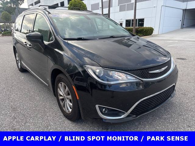 2018 Chrysler Pacifica Touring L — Minivan — 124,497 mi — Delray Beach, FL