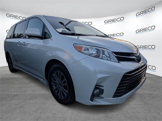 2020 Toyota Sienna XLE — Minivan — 65,412 mi — Delray Beach, FL