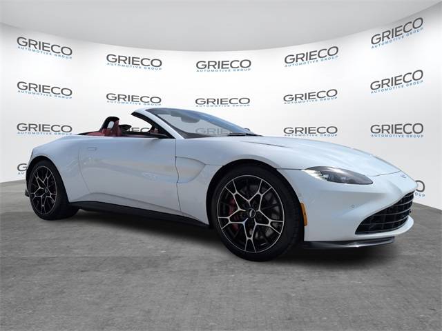 2022 Aston Martin Vantage