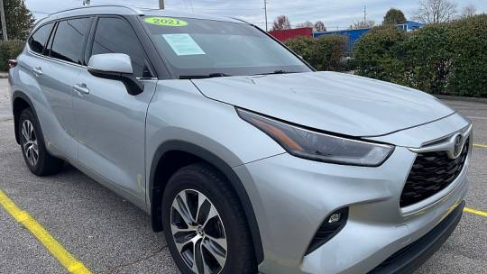 2021 Toyota Highlander XLE — SUV — 52,873 mi — Frankfort, KY