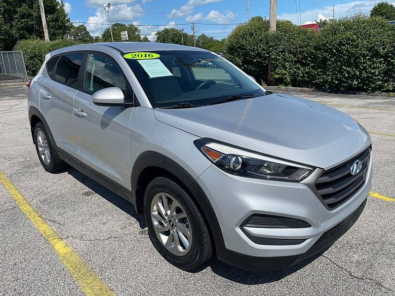 2016 Hyundai Tucson SE — SUV — 48,473 mi — Frankfort, KY
