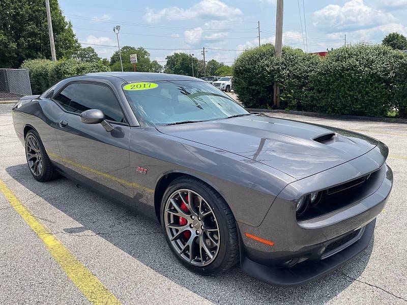 2017 Dodge Challenger SRT 392 — Coupe — 46,867 mi — Frankfort, KY
