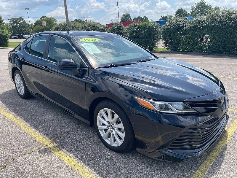 2019 Toyota Camry LE — Sedan — 101,053 mi — Frankfort, KY