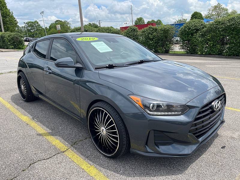 2019 Hyundai Veloster 2.0 Premium — Hatchback — 116,264 mi — Frankfort, KY