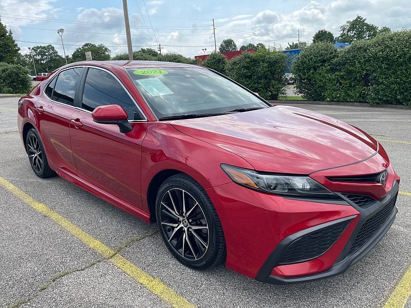 2021 Toyota Camry SE — Sedan — 76,729 mi — Frankfort, KY