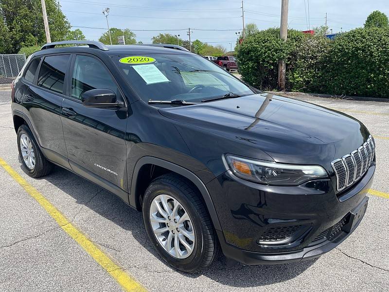2020 Jeep Cherokee Latitude — SUV — 15,080 mi — Frankfort, KY