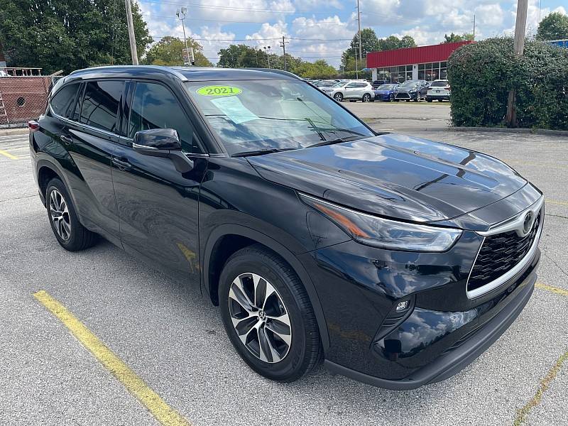 2021 Toyota Highlander XLE — SUV — 58,194 mi — Frankfort, KY