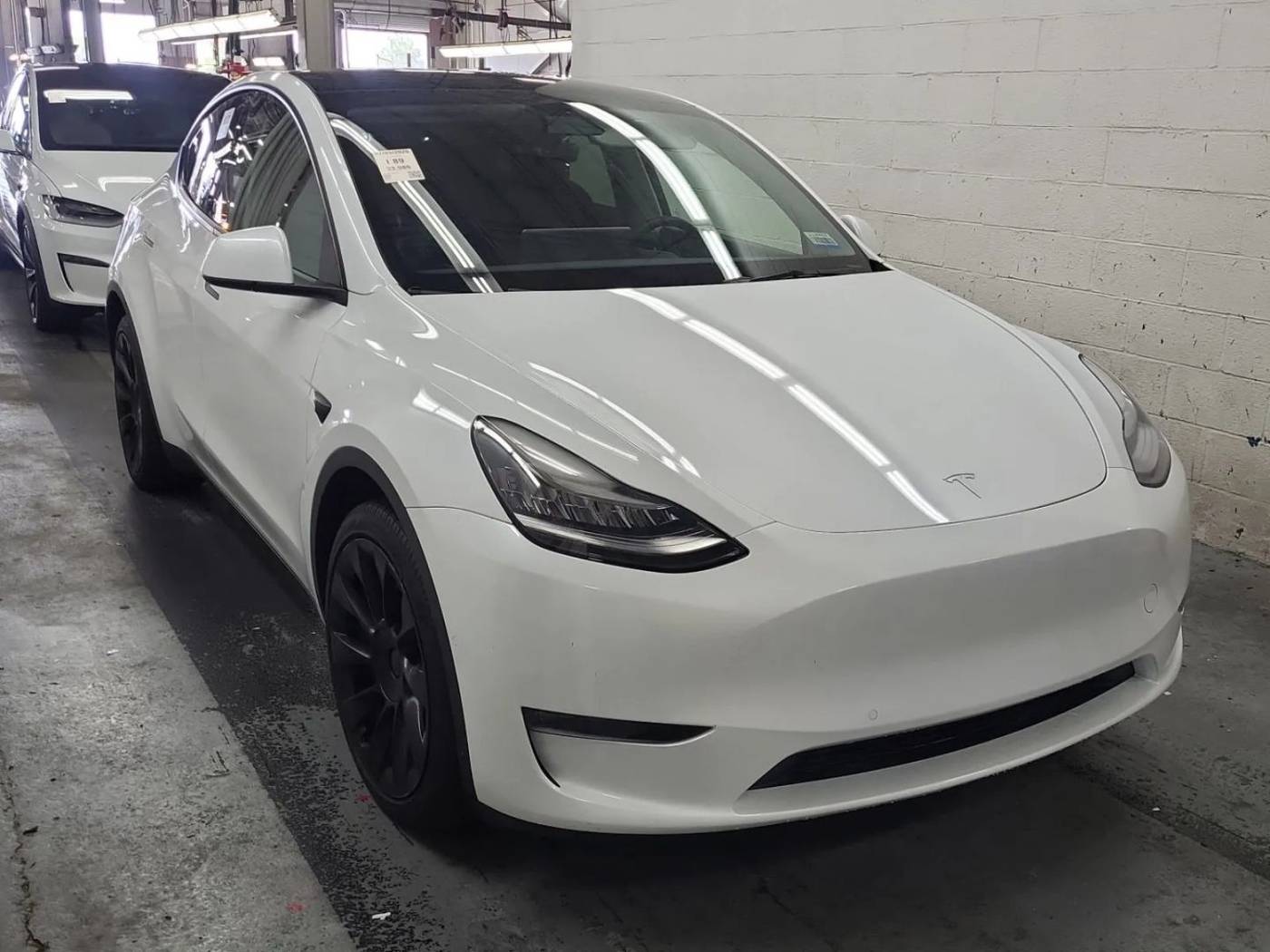 2022 Tesla Model Y Long Range — SUV — 33,989 mi — Newport Beach, CA
