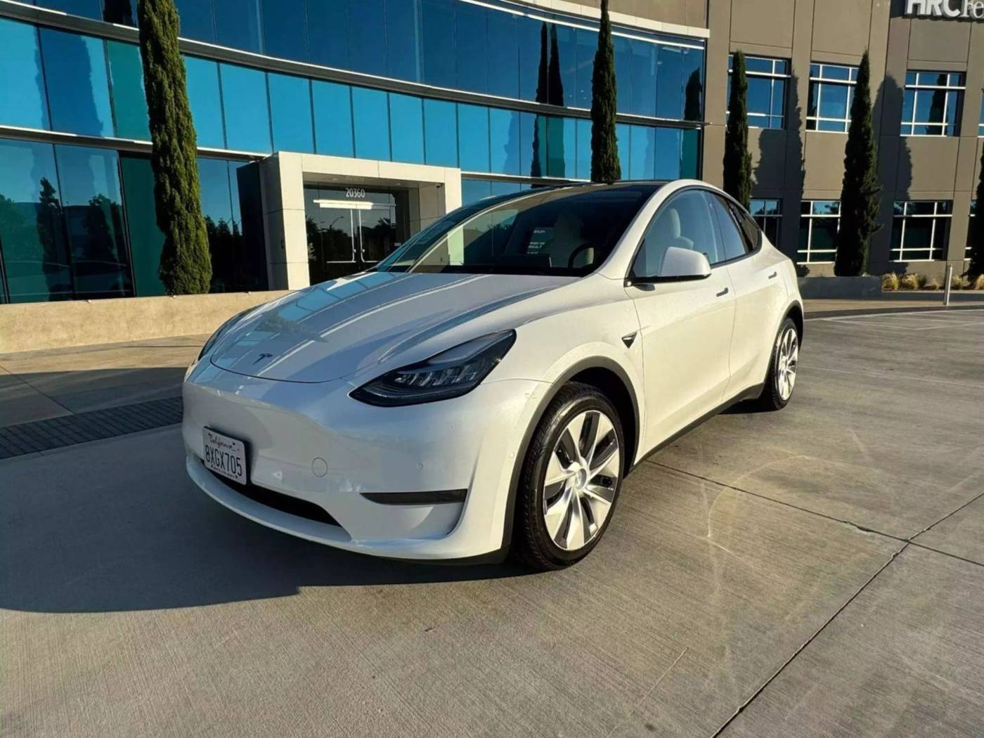 2022 Tesla Model Y Long Range — SUV — 35,240 mi — Newport Beach, CA