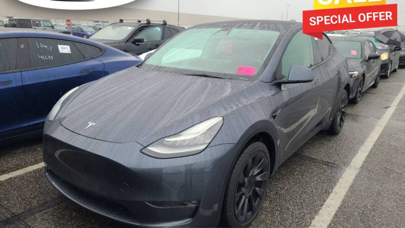 2022 Tesla Model Y Long Range — SUV — 32,538 mi — Newport Beach, CA