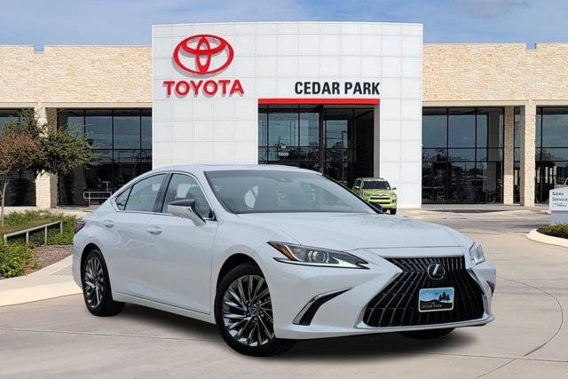 2025 Lexus ES ES 300h Luxury — Sedan — 4,528 mi — Leander, TX