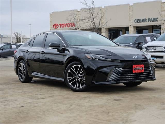 2025 Toyota Camry XLE — Sedan — 699 mi — Leander, TX