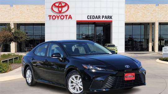 2025 Toyota Camry LE — Sedan — 6 mi — Leander, TX