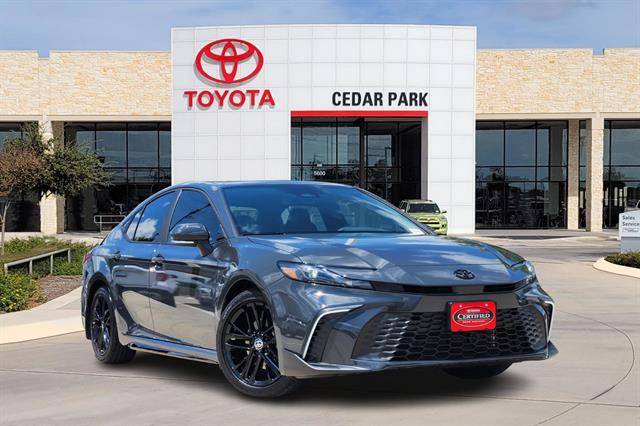 2025 Toyota Camry Hybrid SE — Sedan — 4,220 mi — Leander, TX