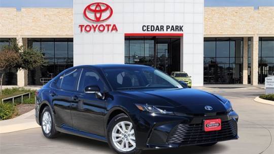 2025 Toyota Camry LE — Sedan — 450 mi — Leander, TX