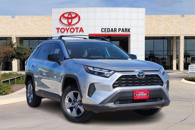2025 Toyota RAV4 Hybrid LE — SUV — 6,880 mi — Leander, TX