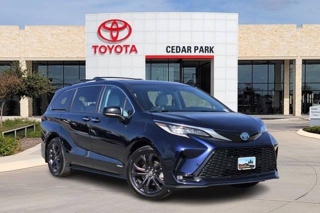 2021 Toyota Sienna XSE — Minivan — 54,043 mi — Leander, TX