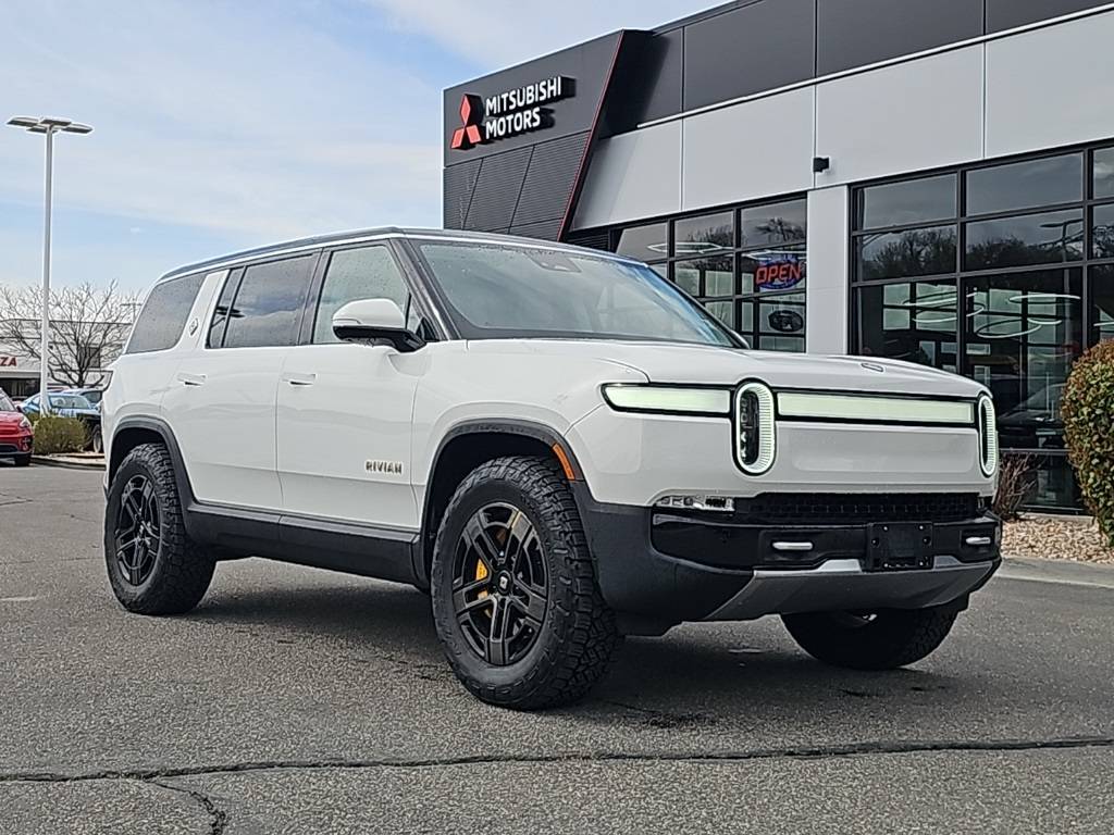 2023 Rivian R1S