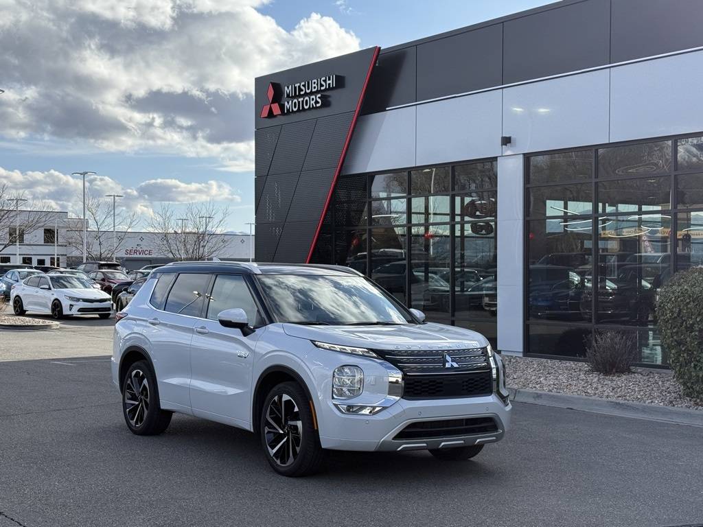 2023 Mitsubishi Outlander Plug-In Hybrid SEL — SUV — 17,104 mi — Sandy, UT