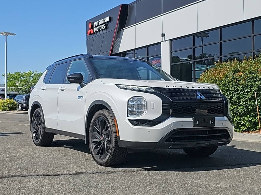 2025 Mitsubishi Outlander Plug-In Hybrid SEL — SUV — 9,668 mi — Sandy, UT