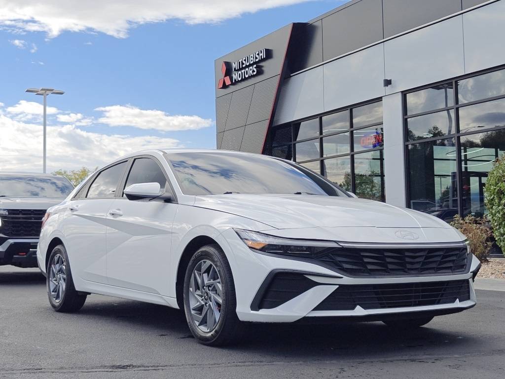 2024 Hyundai Elantra SEL — Sedan — 25,150 mi — Sandy, UT