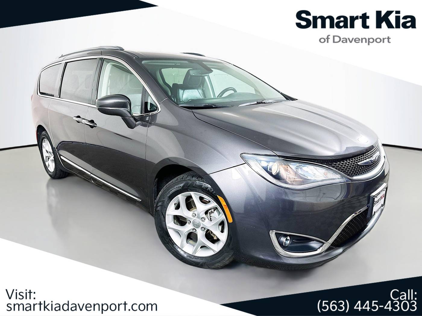 2020 Chrysler Pacifica Touring L Plus — Minivan — 89,257 mi — Davenport, IA