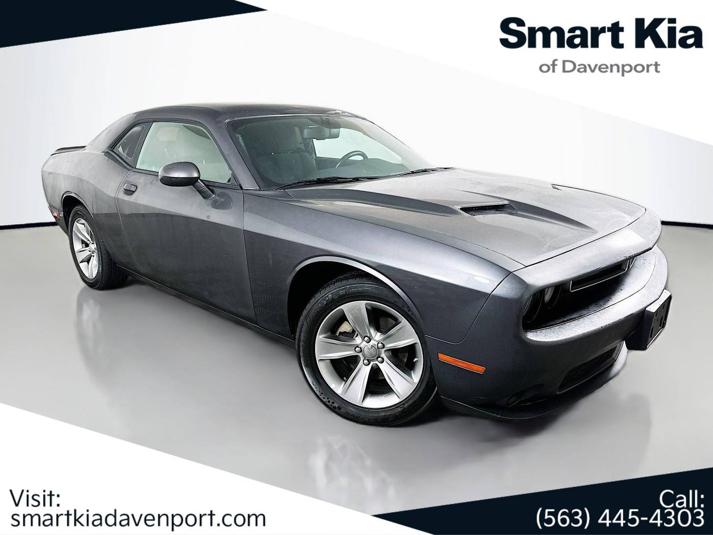 2022 Dodge Challenger SXT — Coupe — 44,004 mi — Davenport, IA