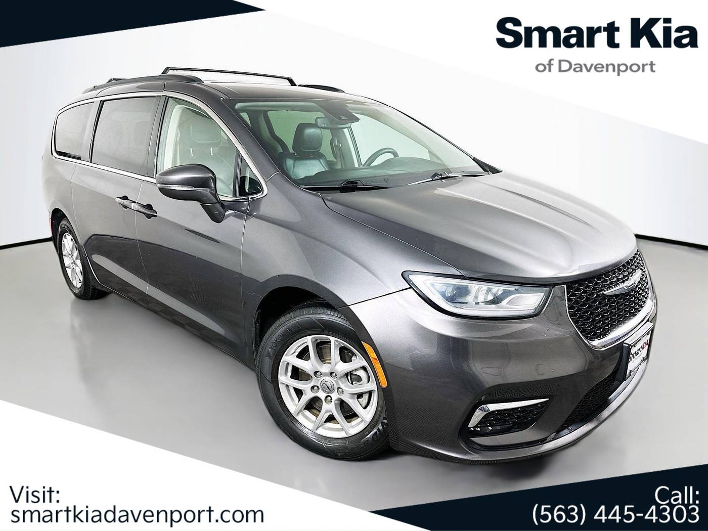 2022 Chrysler Pacifica Touring L — Minivan — 83,040 mi — Davenport, IA