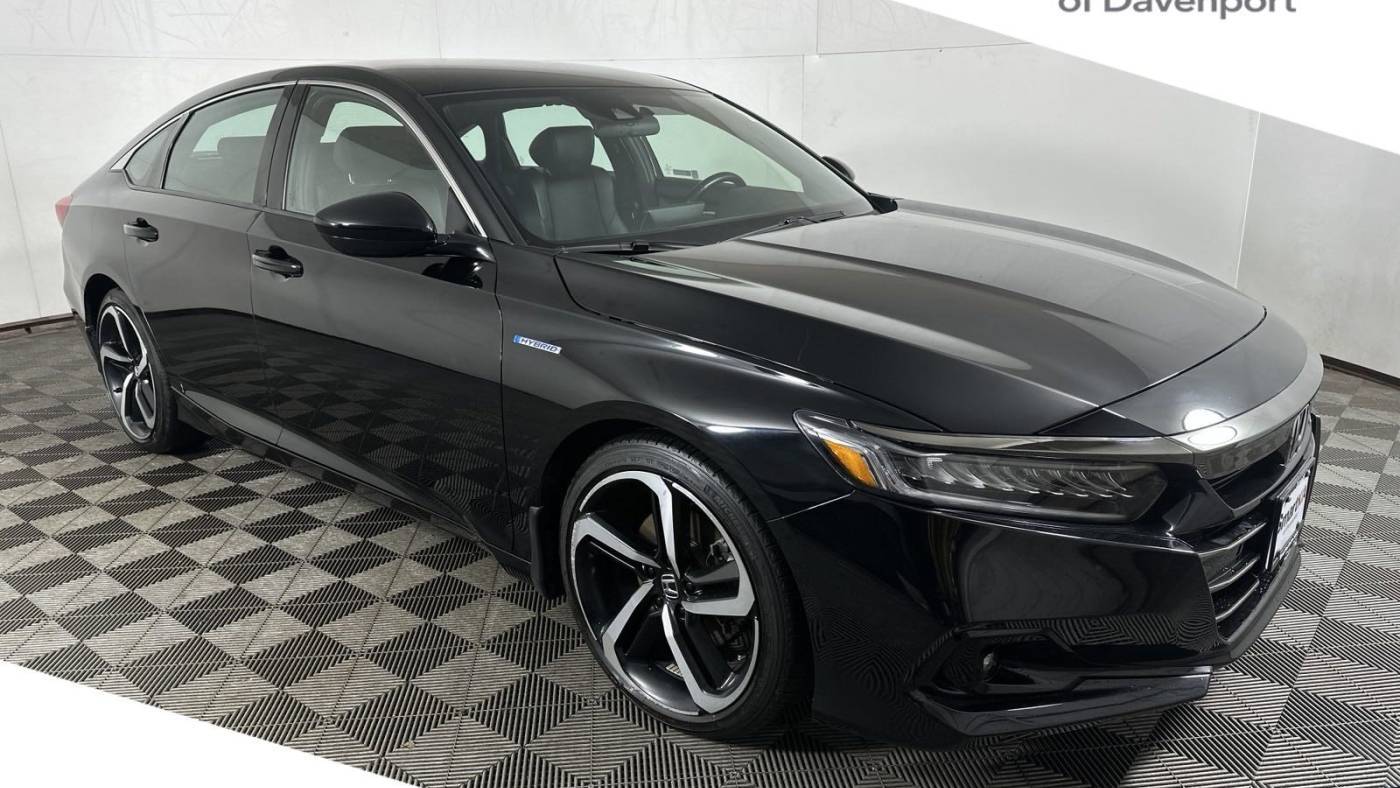 2022 Honda Accord Hybrid Sport — Sedan — 29,221 mi — Davenport, IA